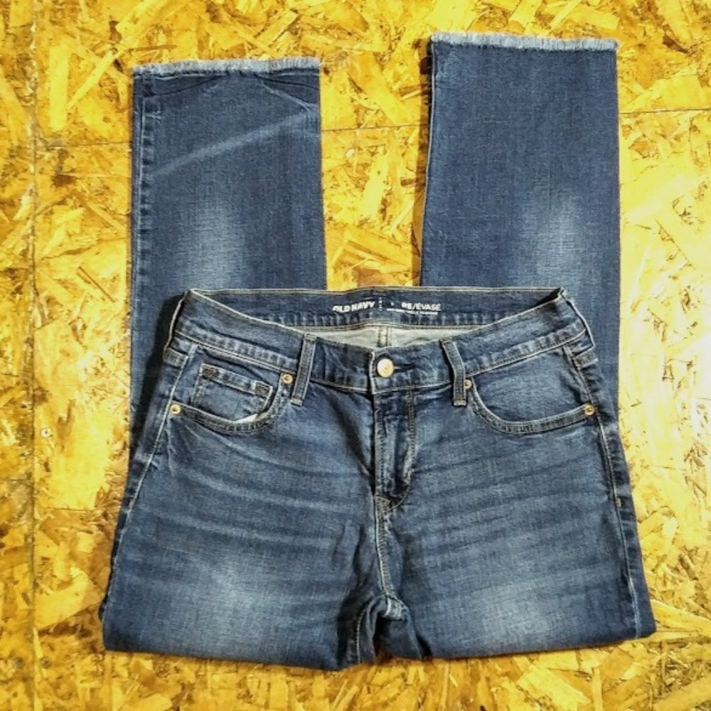 OLD NAVY JEANS *RAW HEM*STRAIGHT LEG*MID RISE* WOMEN/JUNIOR SIZE 2